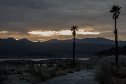 Sunrise over Lake Mead. Early start to try and find some proper food before the hunger becomes too much to handle. Echo Bay, Lake Mead, NV, USA