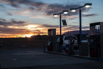 Another great sunrise, overshadowed by the steel sign flapping at 45degrees telling us we've got another day of strong headwinds. Red Mesa, AZ, USA